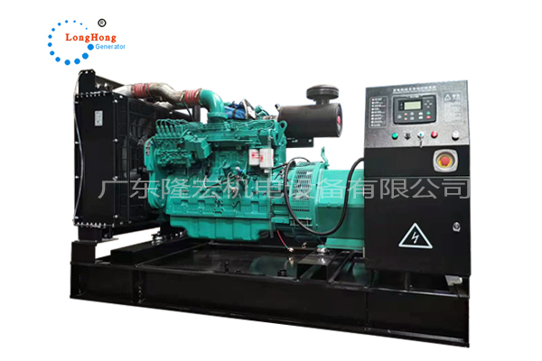 250KW(312.5KVA)東風(fēng)康明斯發(fā)電機(jī)組-6LTAA9.5-G1 配上?；ヌ┌l(fā)電機(jī)